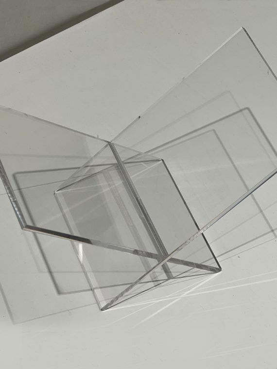 Acrylic transparent book shelf book display bracket art decoration shelf simple desktop magazine storage shelf