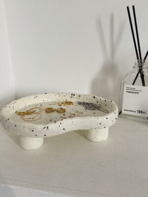 Cutelife INS Ink Dots Irregular Resin Storage Tray Tea Cake Jewelry Coffee Table Tray Home Decoration Kitchen Accessories Trays